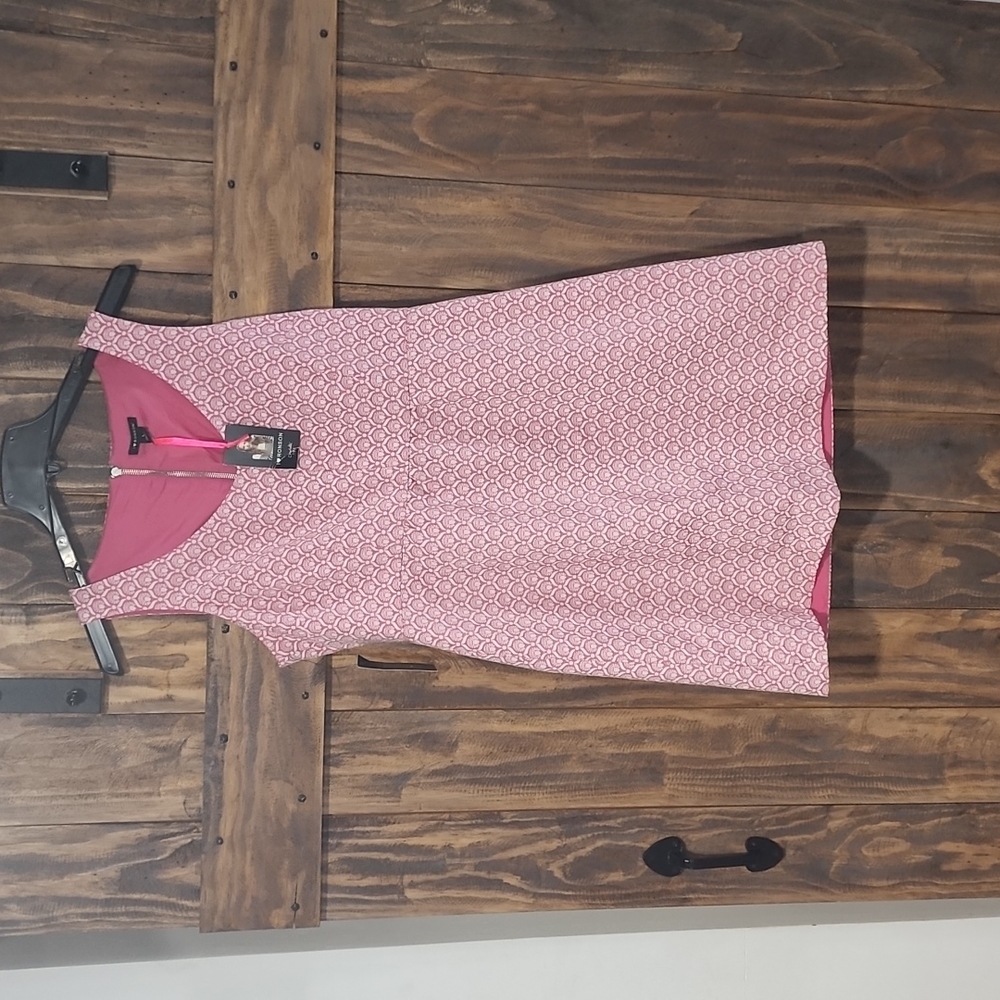 Beautiful I love Ronson pink and white dress. Size Large and new with tags
